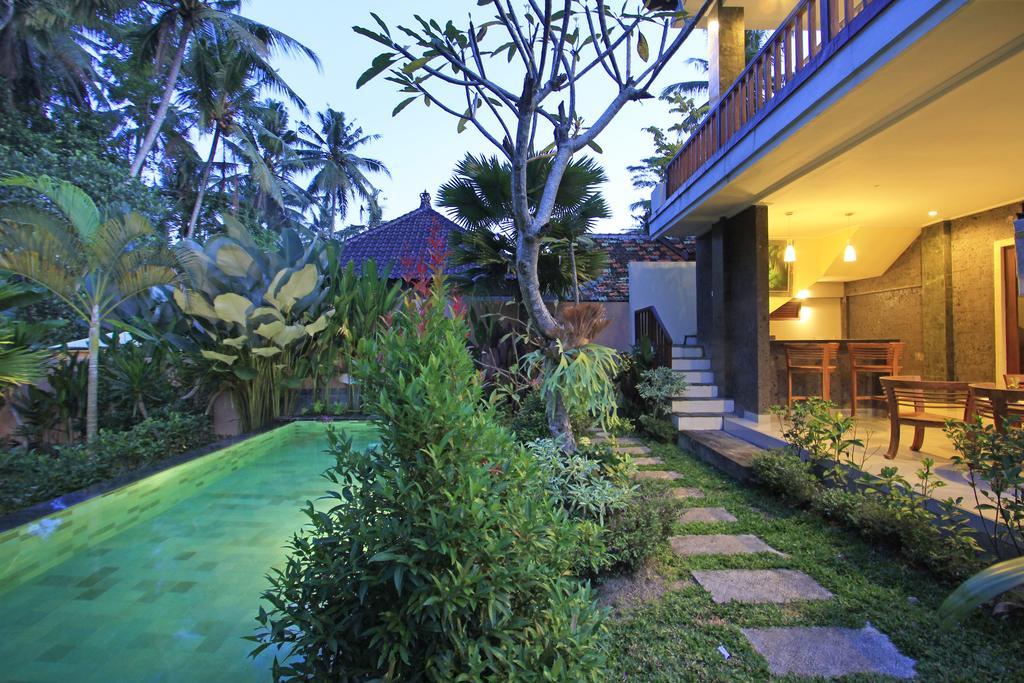 Wates Sari Villa Ubud Rum bild