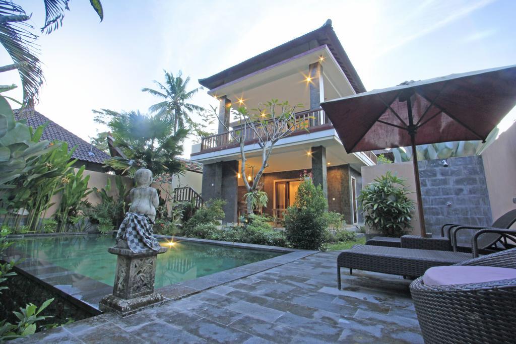 Wates Sari Villa Ubud Rum bild